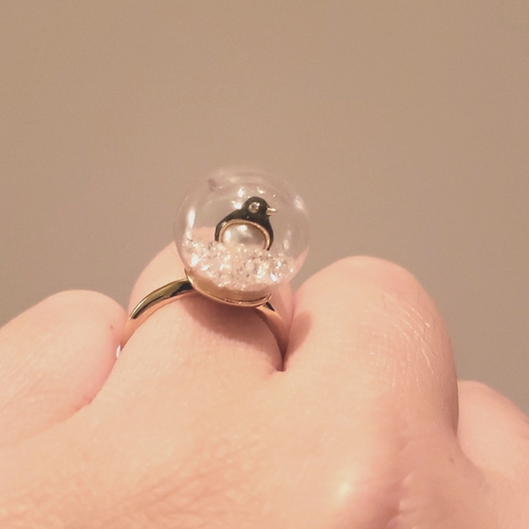 🐧Kate Spade Arctic friends Peguin snow globe ring Size 7 NOVELTY - Picture 3 of 6